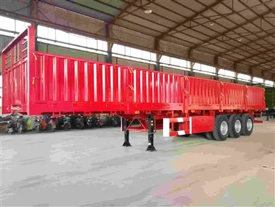Apa perbedaan antara semi trailer tipe kotak dan semi trailer tipe bak datar?